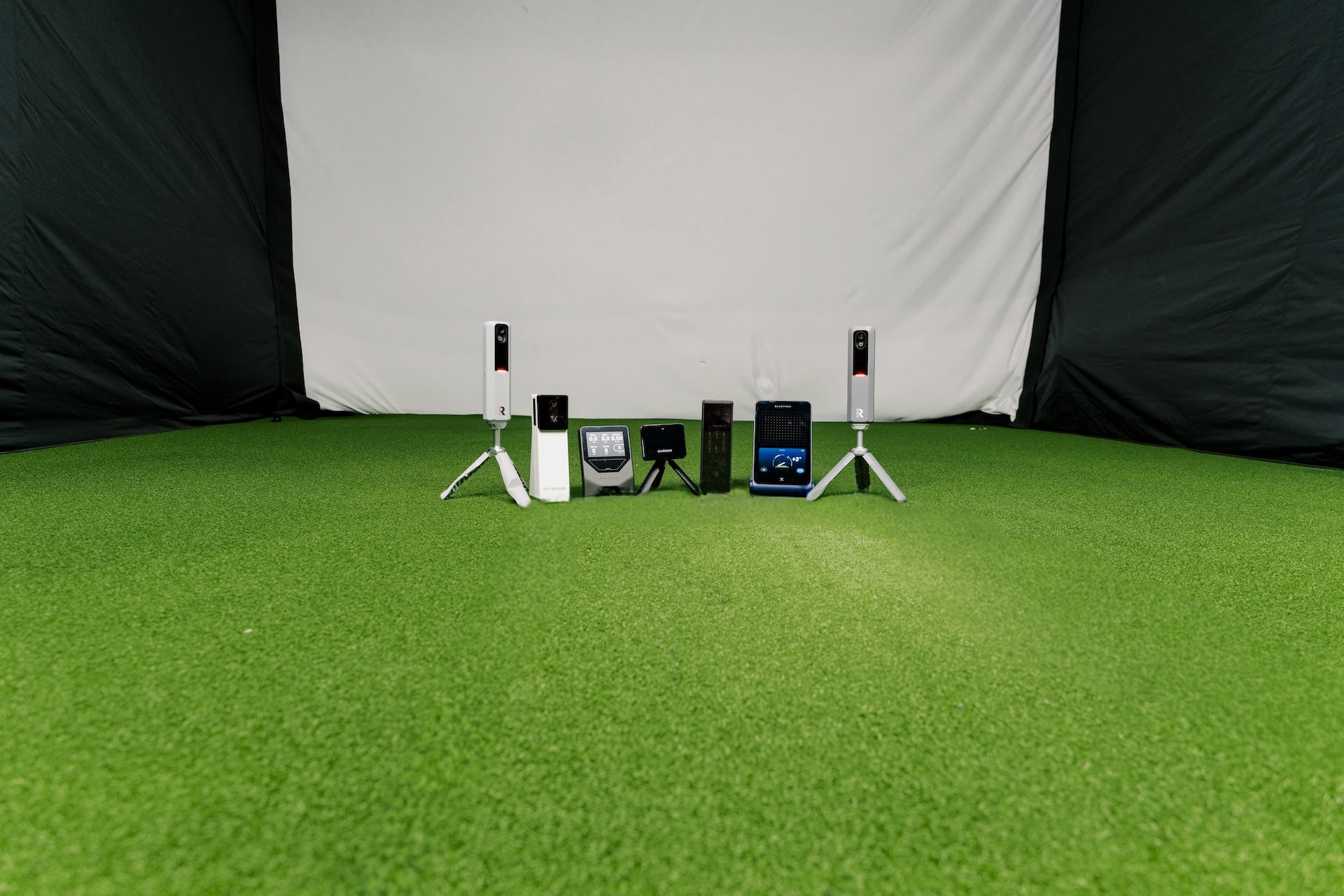 Group launch monitor in the PlayBetter Simulator of the Rapsodo MLM2PRO, Foresight GC2, Shot Scope LM1, Garmin Approach R10, Square Golf Home Edition, Swing Caddie SC4 Pro, Rapsodo MLM2XPRO