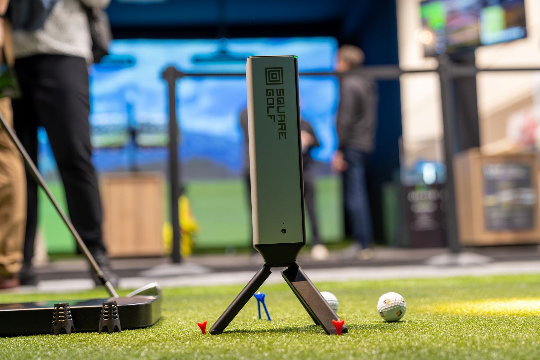 Square Golf Omni Indoor/Outdoor Launch Monitor & Simulator — PlayBetter