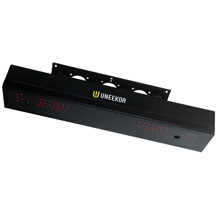 Uneekor EYE XR Golf Launch Monitor & Simulator